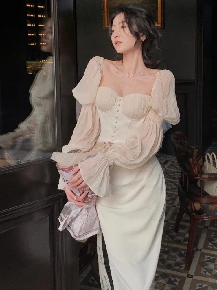 Elegant White Dress Long Sleeve Robe