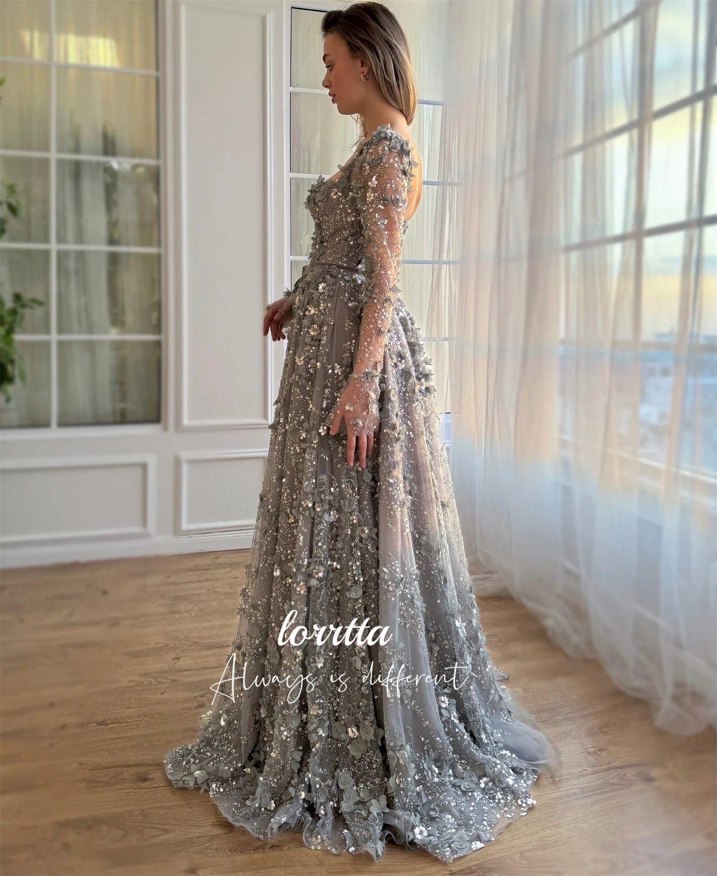 Revie Gala Elegant Evening Gown